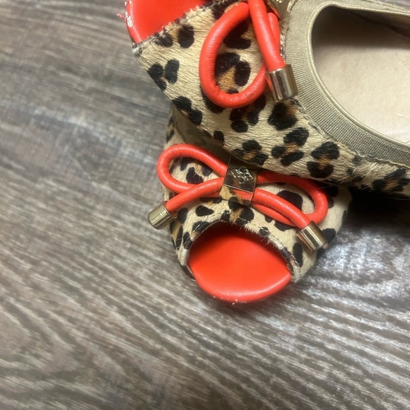 BCBG Generation 7.5 Leopard Print/orange Ballet Flats- good condition with wear - Picture 9 of 11